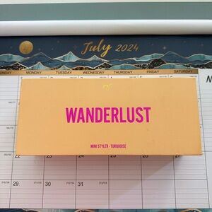 Mini Ceramic Styler BRAND NEW, NEVER USED.Travel size, provides frizz free sheen